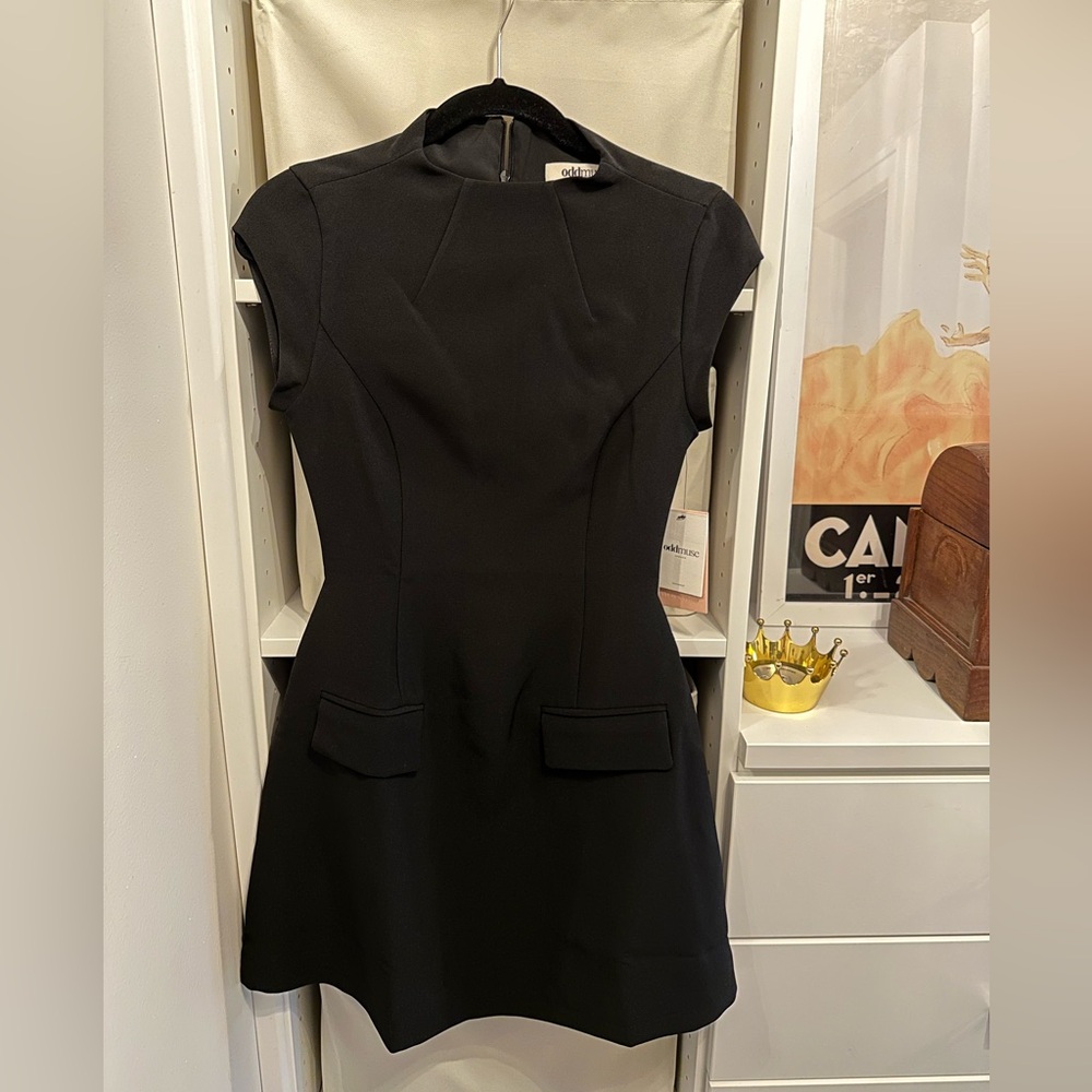 NWT - Odd Muse - The Ultimate Muse Cap Sleeve Mini Dress - Picture 5 of 6